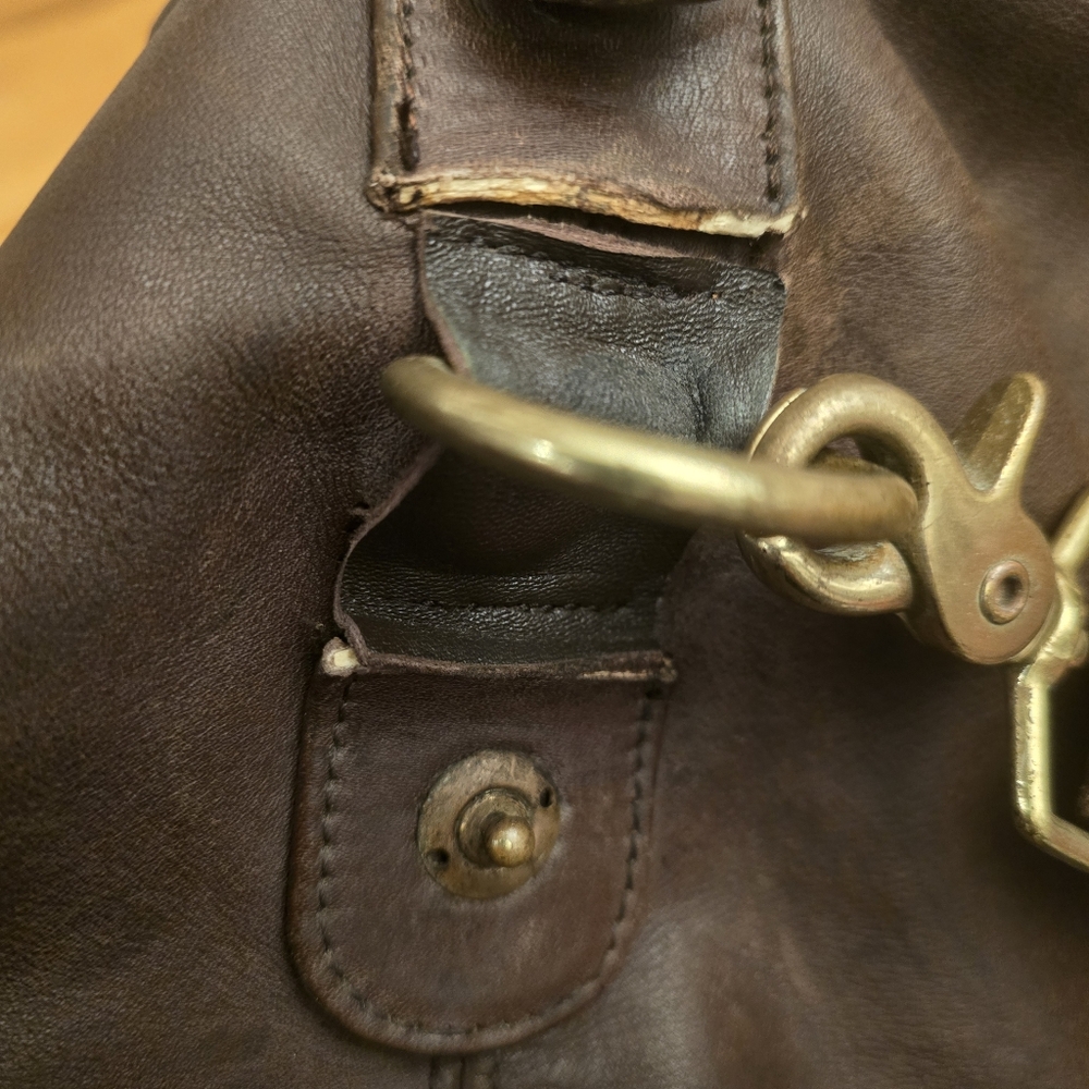 Men's Coach Duffel With matching Strap - Picture 9 of 11
